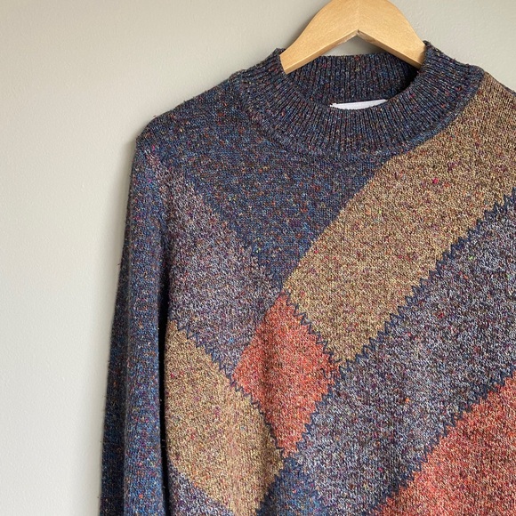Colorful Vintage Sweater - Picture 2 of 2